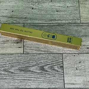 UOMA eye liner blue Nefertiti Kuul IRTYU salute to the sun